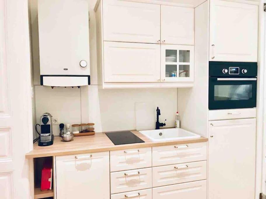 Vienna Luxury New Apartment Center -2. Bezirk المظهر الخارجي الصورة