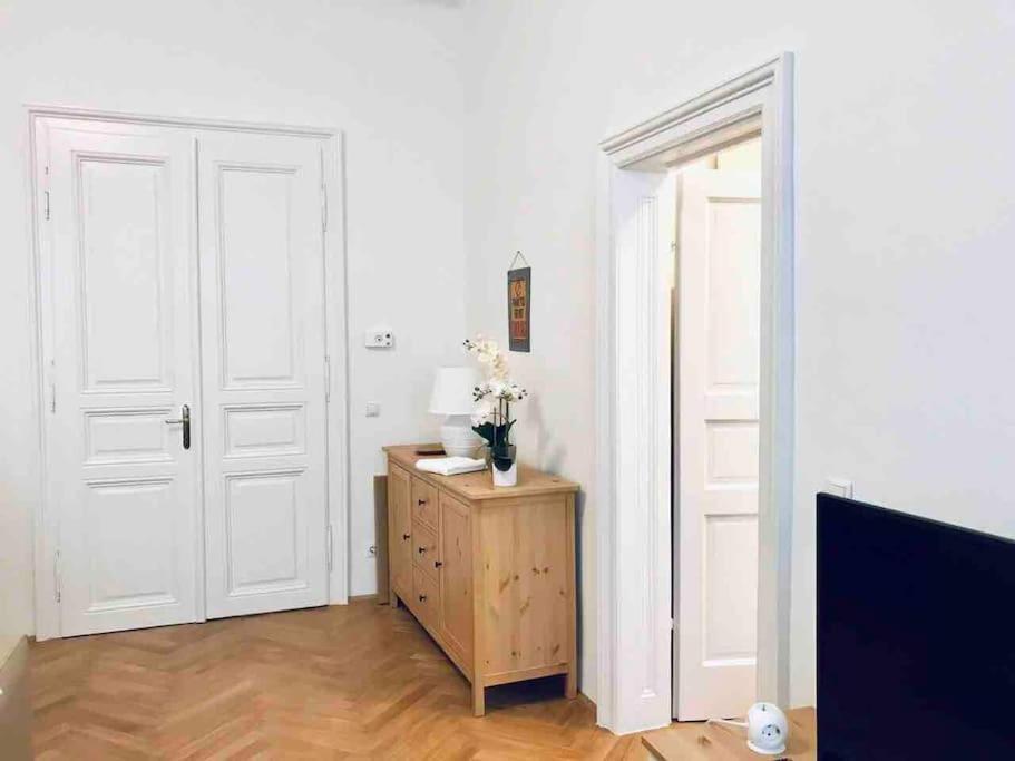 Vienna Luxury New Apartment Center -2. Bezirk المظهر الخارجي الصورة